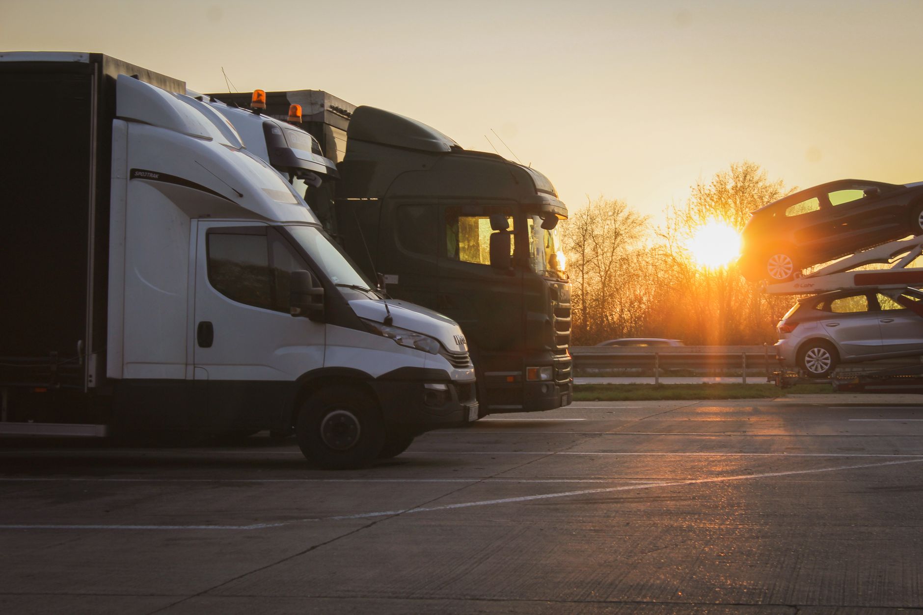 How weather affects car shipping delays risks auto transport